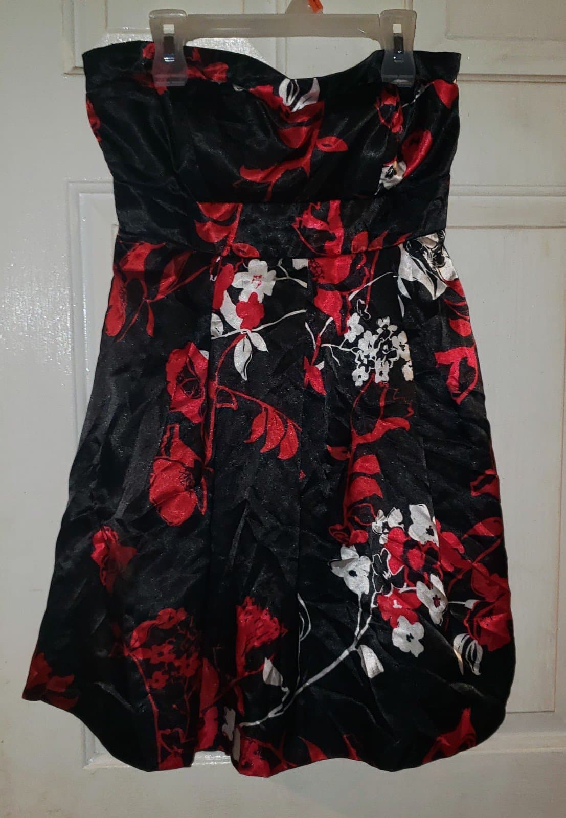 Charlotte Russe Women's Red and Black Dress - Thumbnail 2