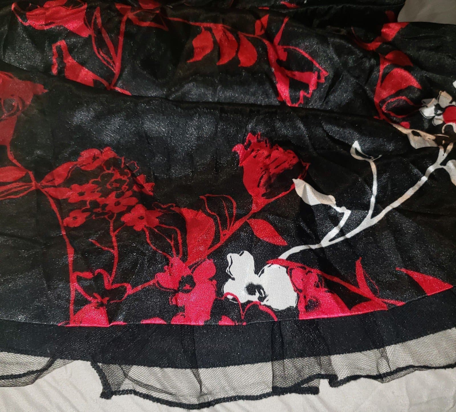 Charlotte Russe Women's Red and Black Dress - Thumbnail 4