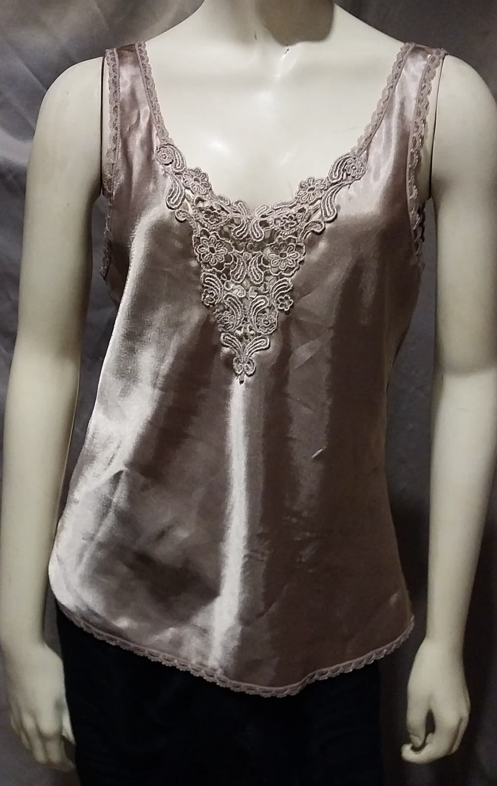 Cinema Exoile Vintage Beige Lace Tank Top. Size Medium - Image 1