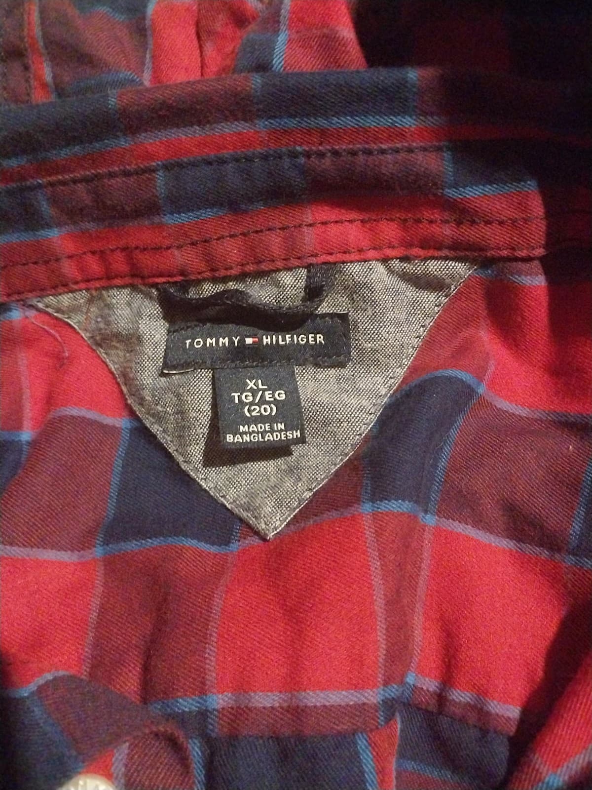 Tommy Hilfiger, long sleeve shirt. Size Boys Youth XL - Thumbnail 3