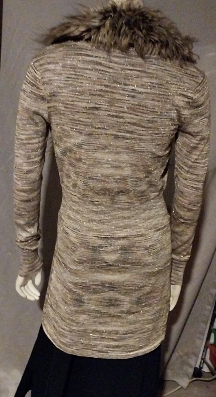 Focus 2000 Long Sleeve Brown Cardigan with faux fur collar - Thumbnail 4