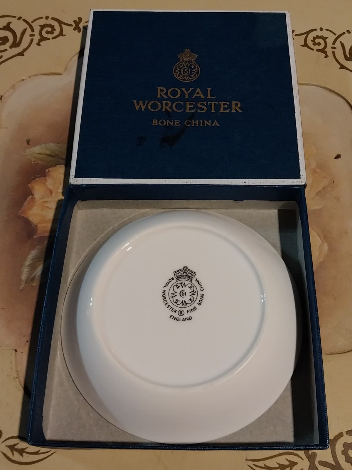 Royal Worcester Fine bone china Decorative Birds Plate Width 4,5” - Thumbnail 2