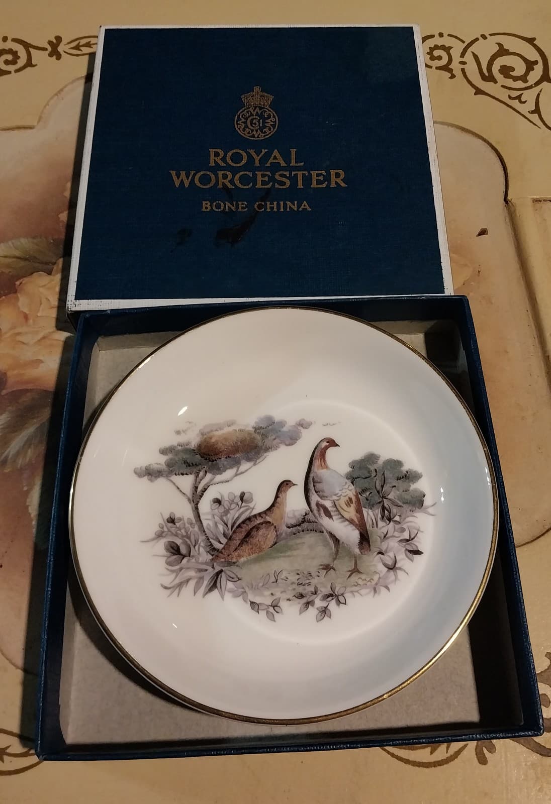 Royal Worcester Fine bone china Decorative Birds Plate Width 4,5” - Image 1