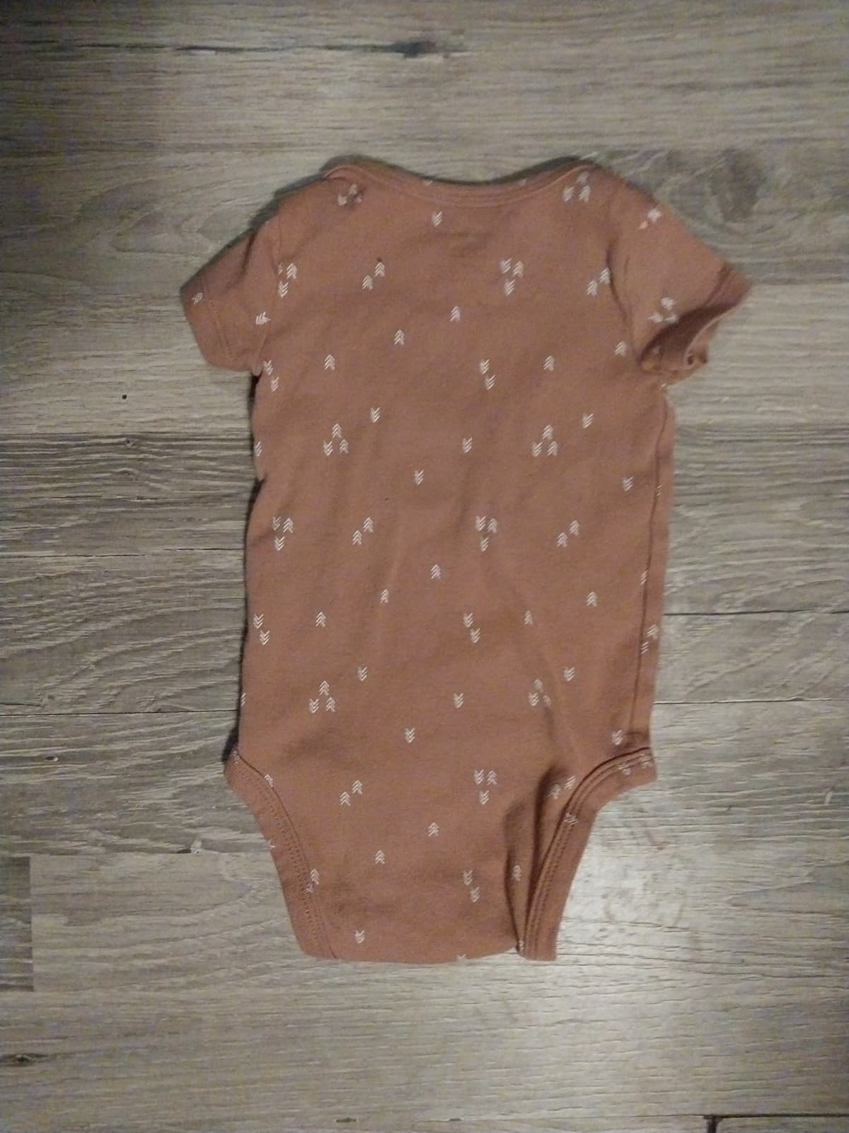 Carter's Onesie. Size 3-6 Months - Thumbnail 2