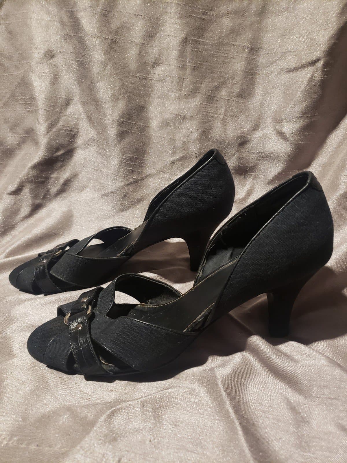 Liz Claiborne Flex Giselle Black Leather Open Toe Cutout Heels Shoes Size 8 - Thumbnail 2