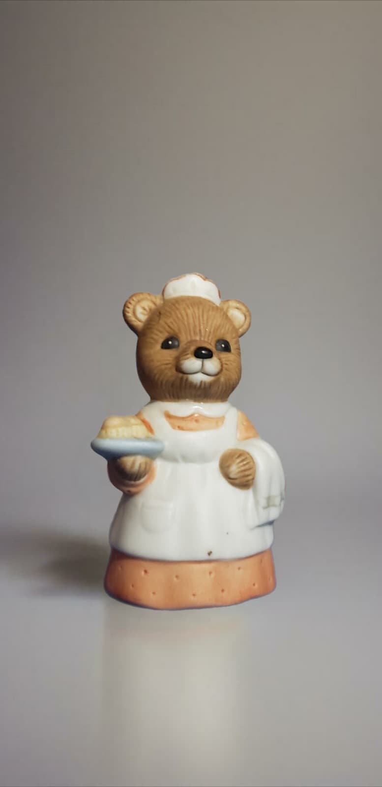 Vintage HOMCO #8805 Waitress/Baker Bear Porcelain Figurine - Image 1