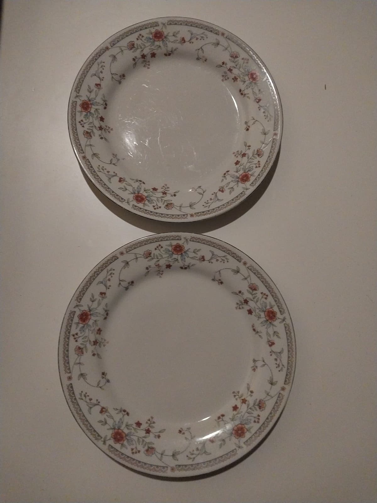 2 Fine China Northridgee 10" Dinner Plates - Image 1