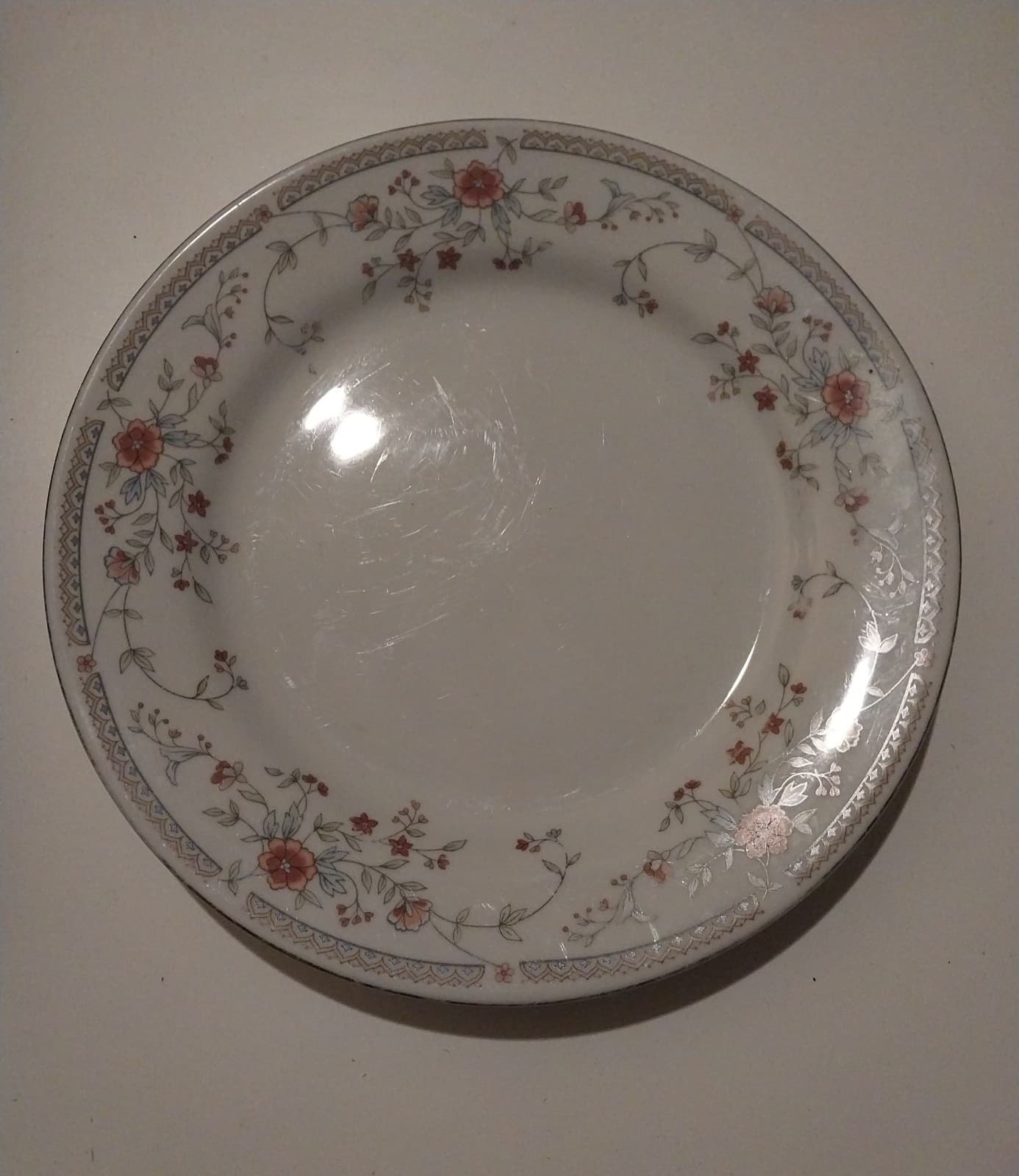 2 Fine China Northridgee 10" Dinner Plates - Thumbnail 2