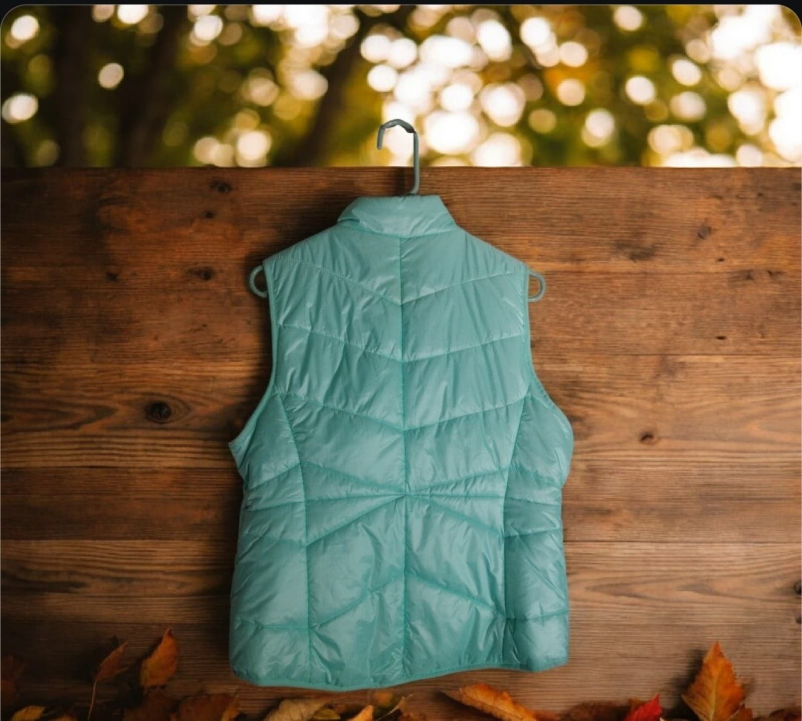 Flirtitude Active, Women's Teal Colored Puffer Vest. Size XL - Thumbnail 2