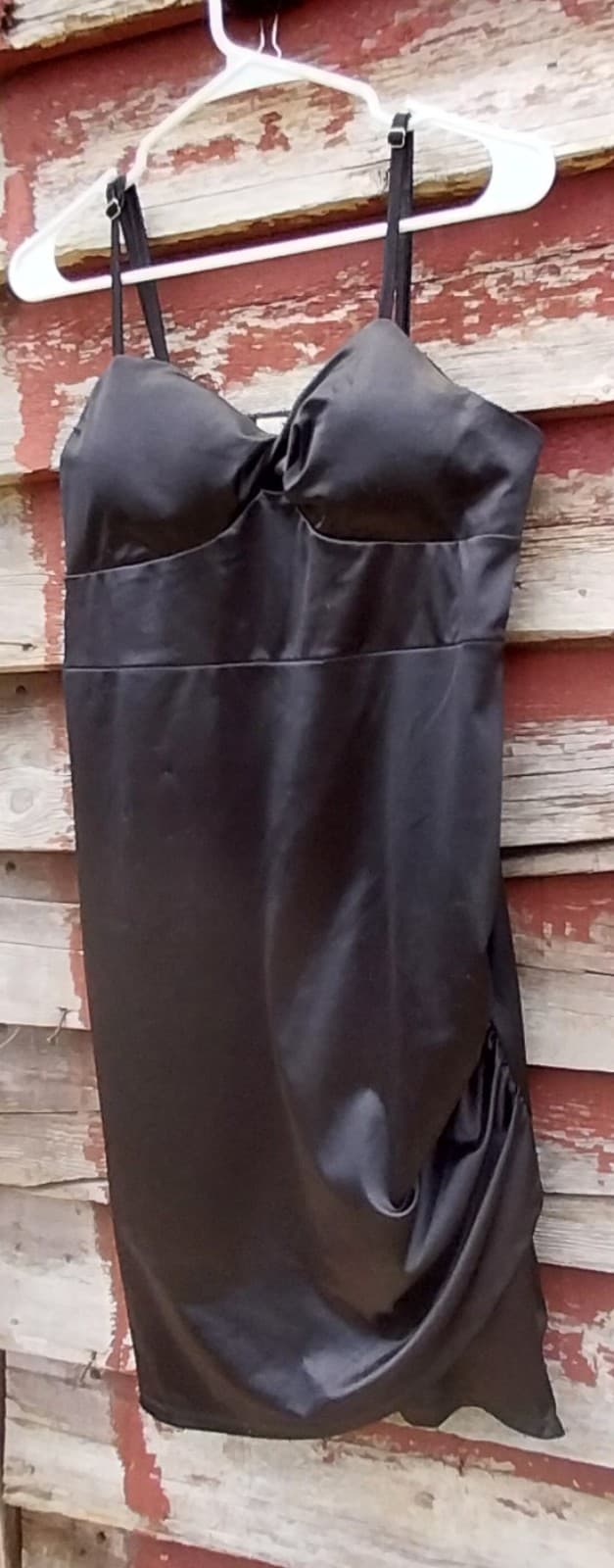 Madden NYC Juniors’ Twist Front Satin Dress Size XL. Color black - Thumbnail 7