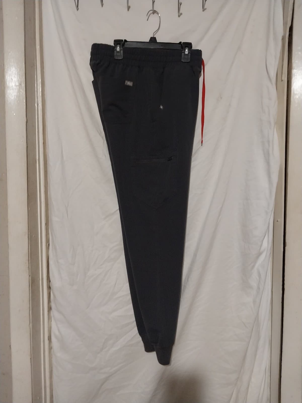 FIGS Set. Catarina Top Small & Zamora Joggers Small. Color Grey - Thumbnail 6