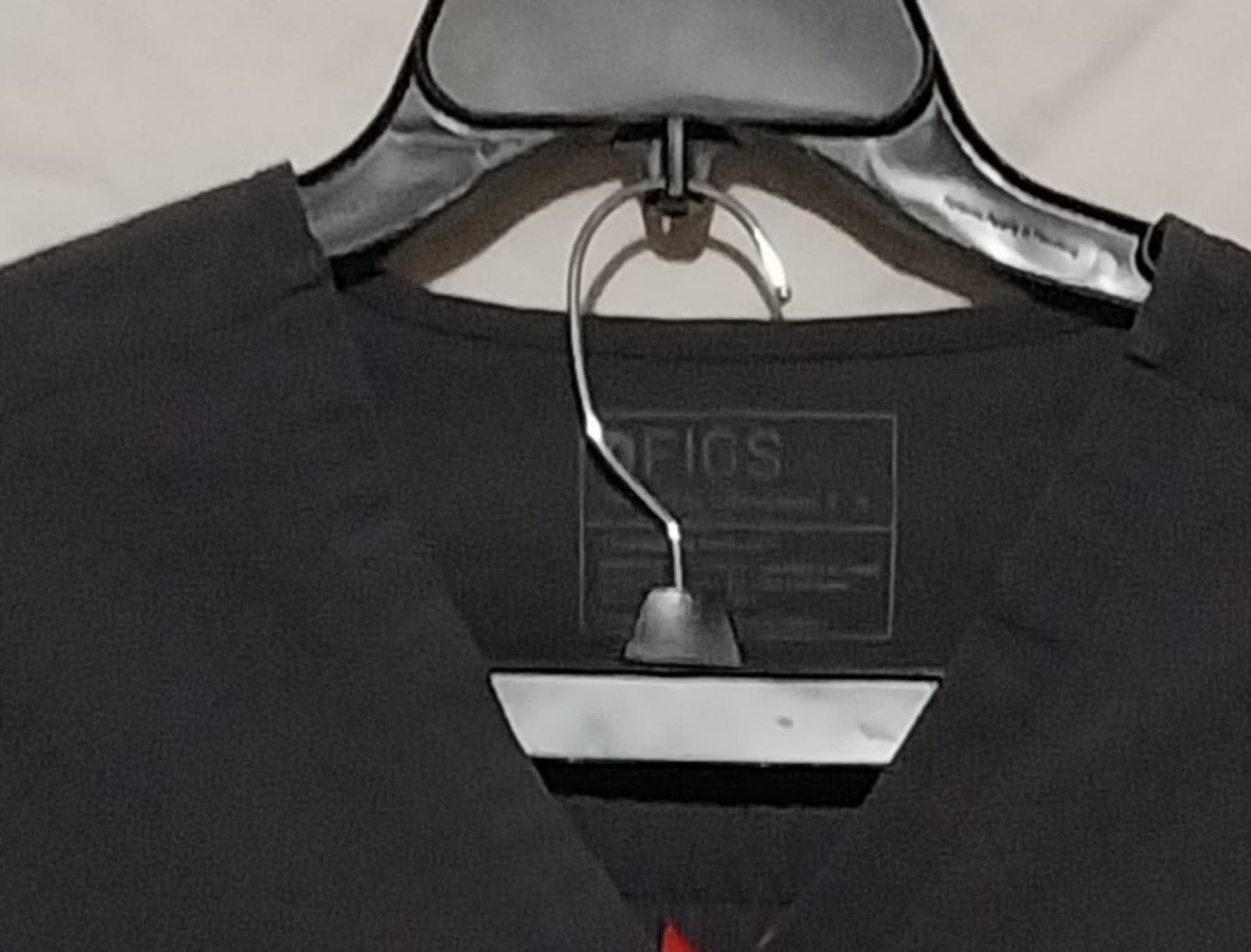 FIGS Set. Catarina Top Small & Zamora Joggers Small. Color Grey - Thumbnail 3