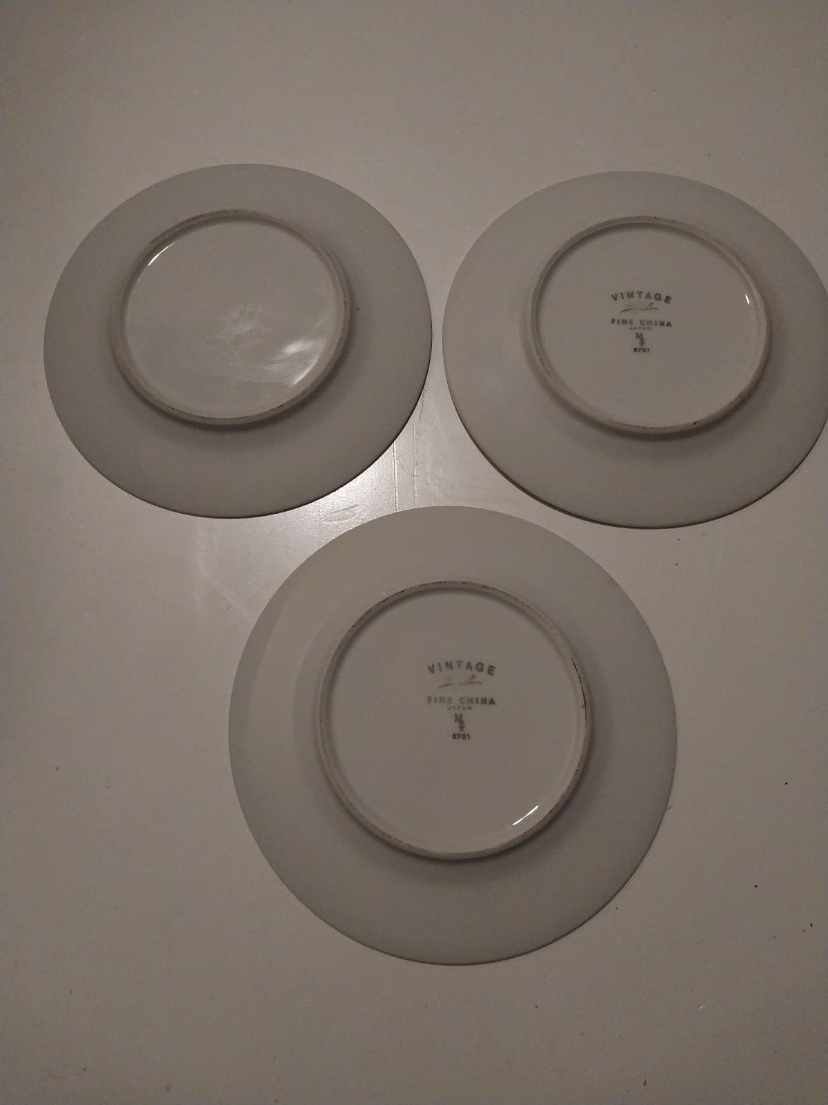 3 Vintage fine China Japan MS #6701 Grapevine Set of 3 Bread & Butter Plates. - Thumbnail 2