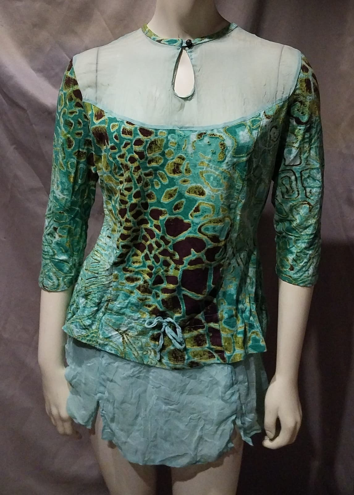 Indochine Women’s Top. There is a small snag at the bottom. See Pics - Image 1