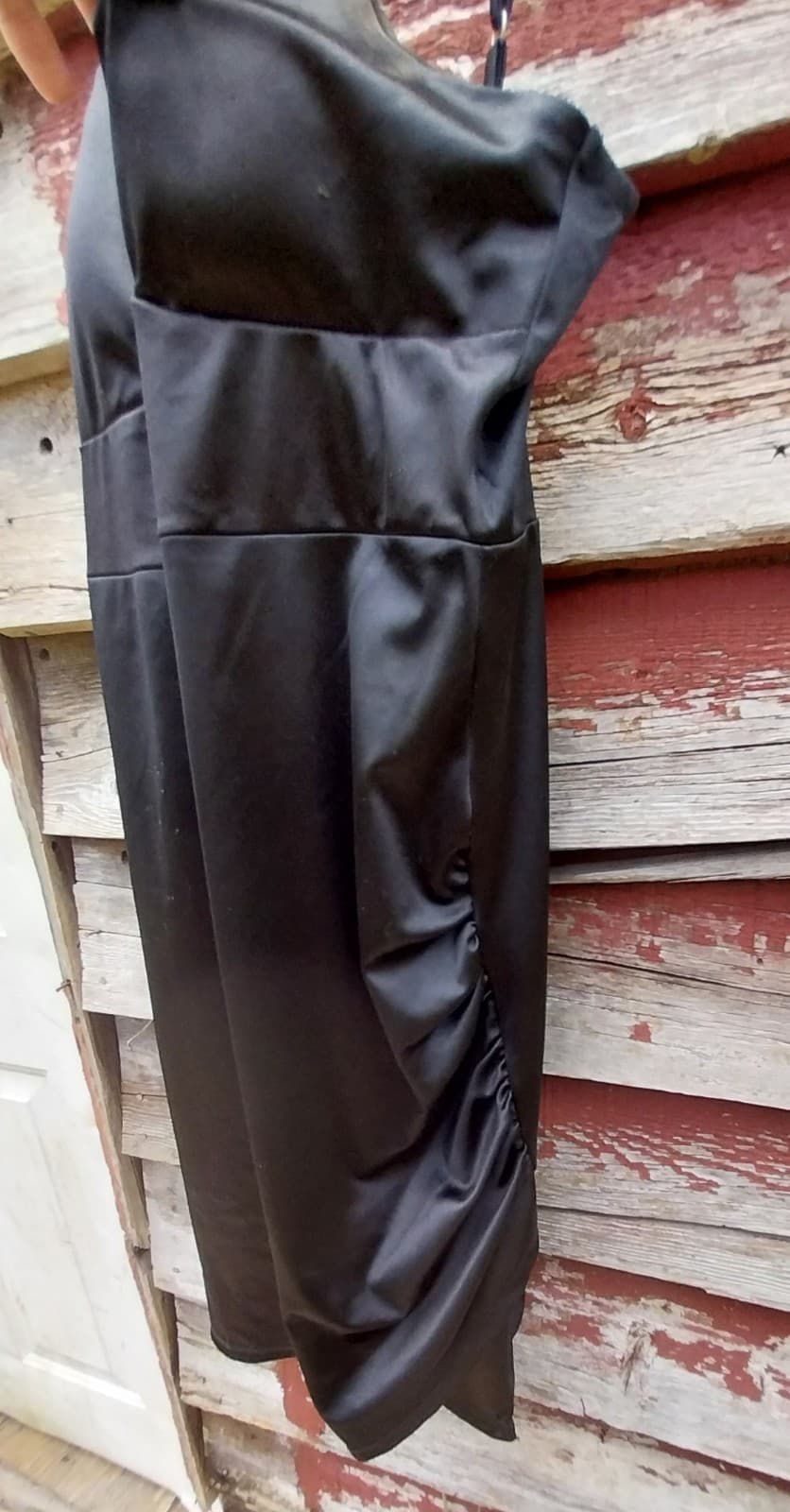 Madden NYC Juniors’ Twist Front Satin Dress Size XL. Color black - Thumbnail 8