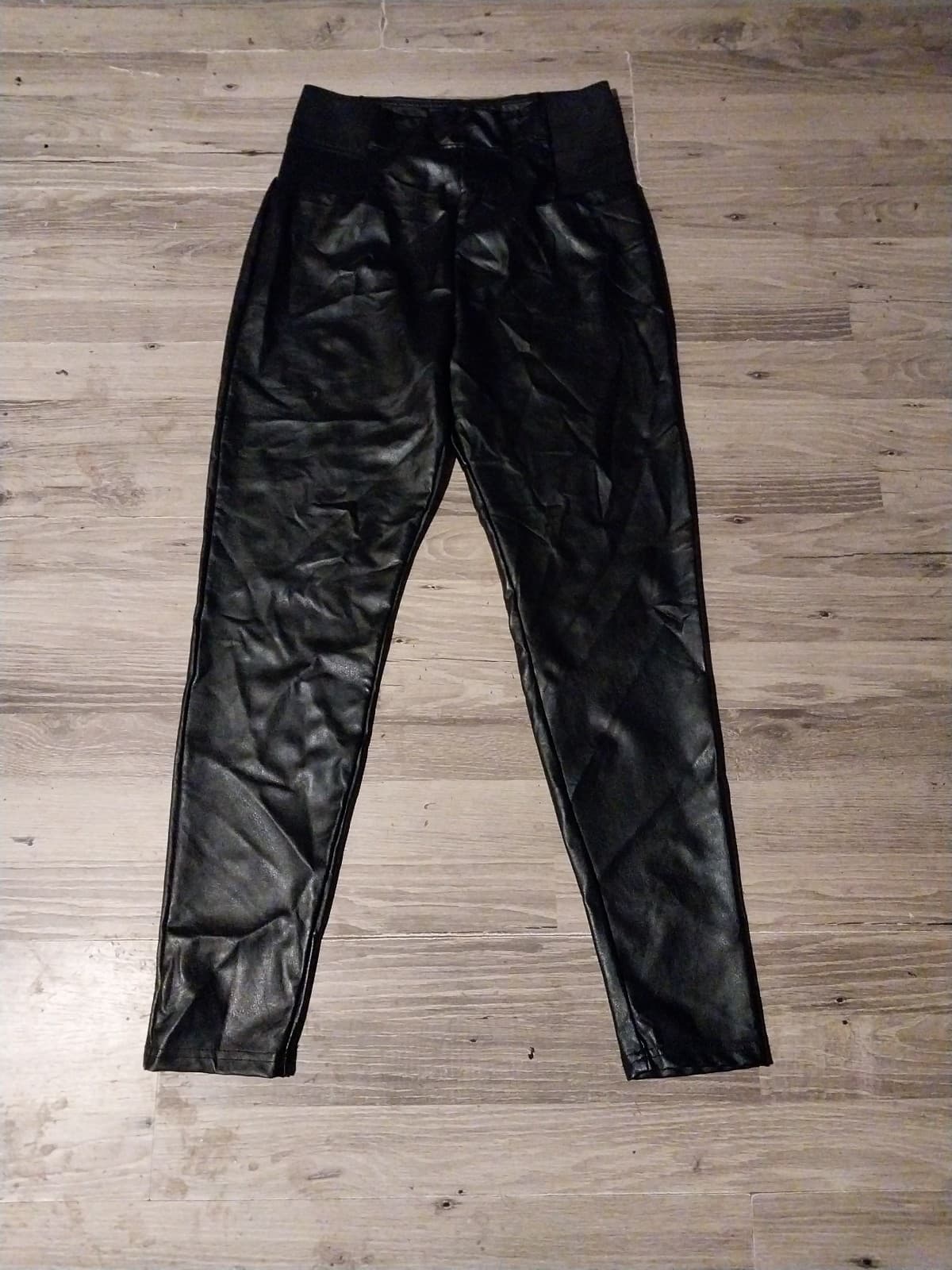 A New Day WOMEN'S SIZE M BLACK FAUX LEATHER LEGGINGS - Image 1