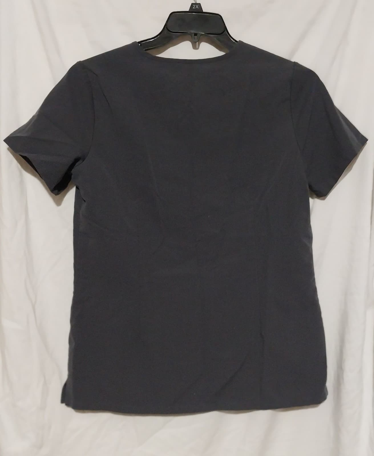 FIGS Set. Catarina Top Small & Zamora Joggers Small. Color Grey - Thumbnail 5