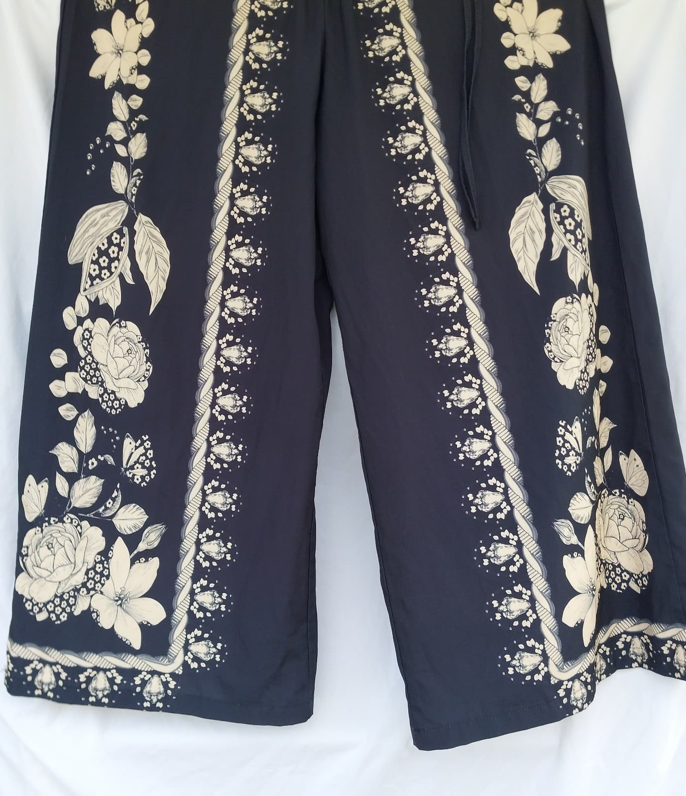 2 Shein Women's Tropical Print Wide Leg Trousers & Black Pants With Wide Legs - Thumbnail 2