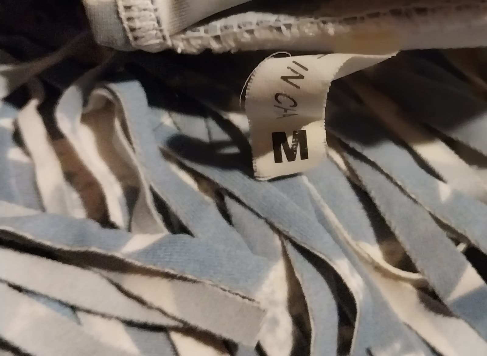 2 Women's Tube/Bikini Tops. 1 Navy Blue & 1 Grey Both Have White Stars & Fringe - Thumbnail 7