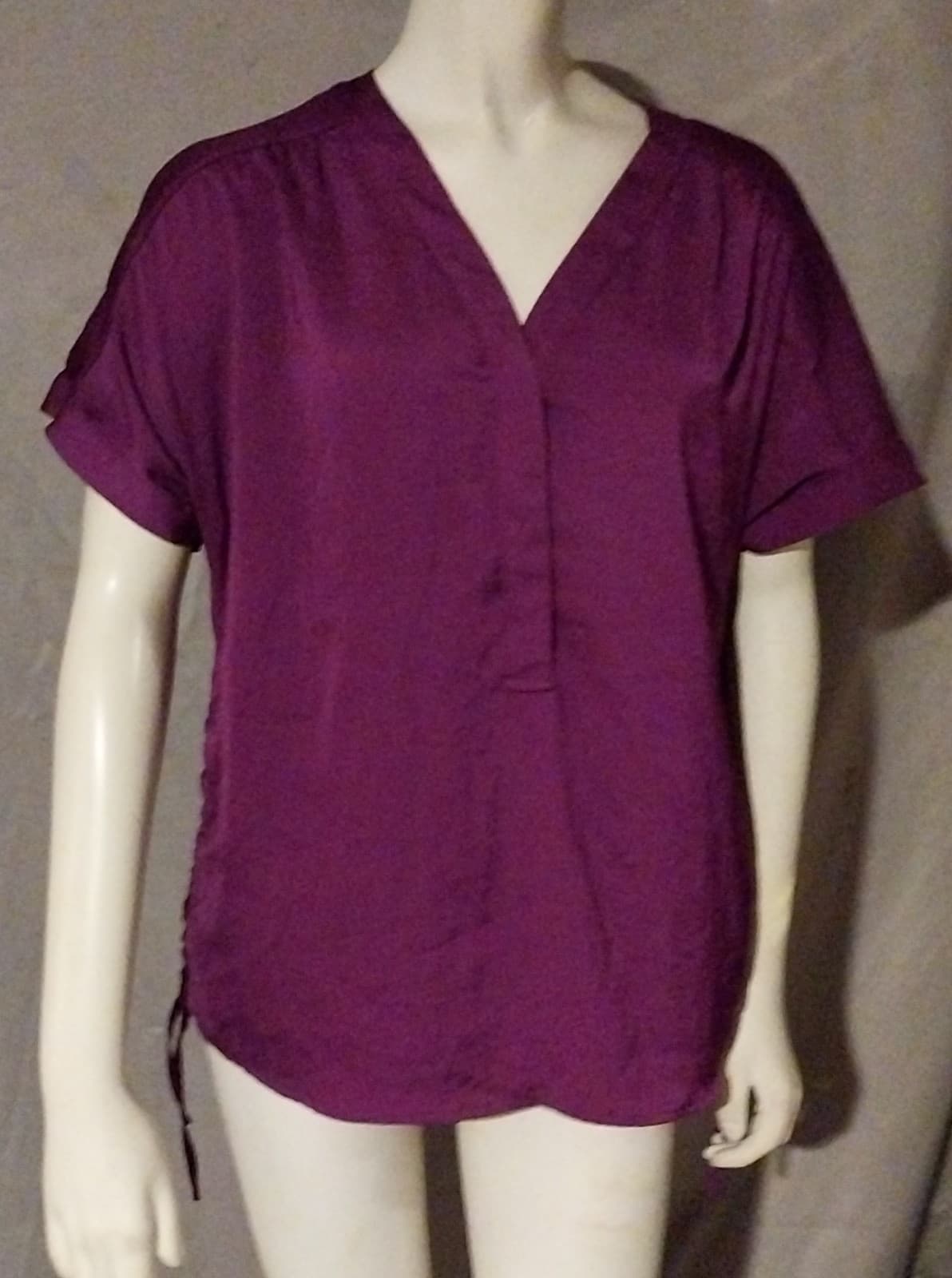 Chicos Womens Top Size 0 Purple Short Sleeve V Neck Solid Pullover Blouse - Image 1