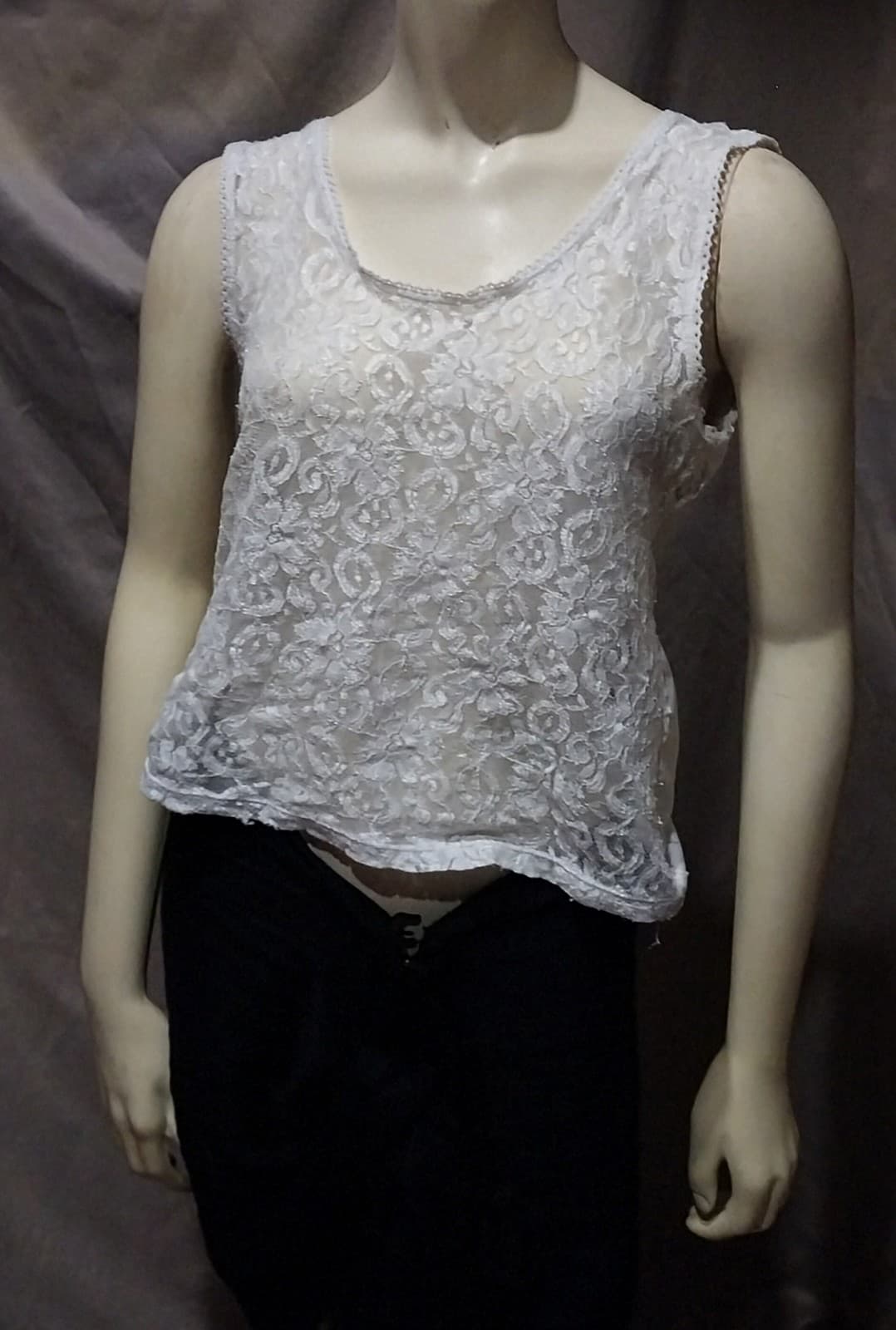 Cinema Exoile Vintage White Lace Tank Top. Size Large - Thumbnail 2
