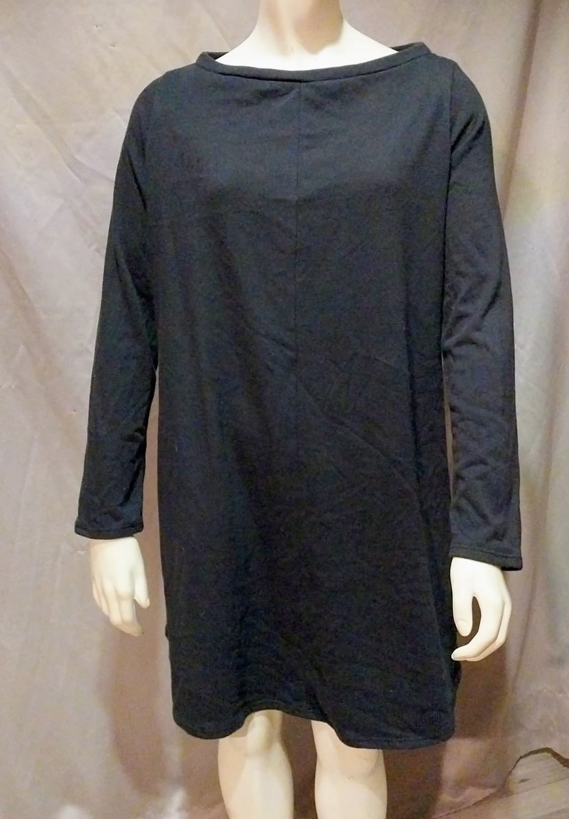 Go Couture Long Sleeve Dress. Size XL - Image 1