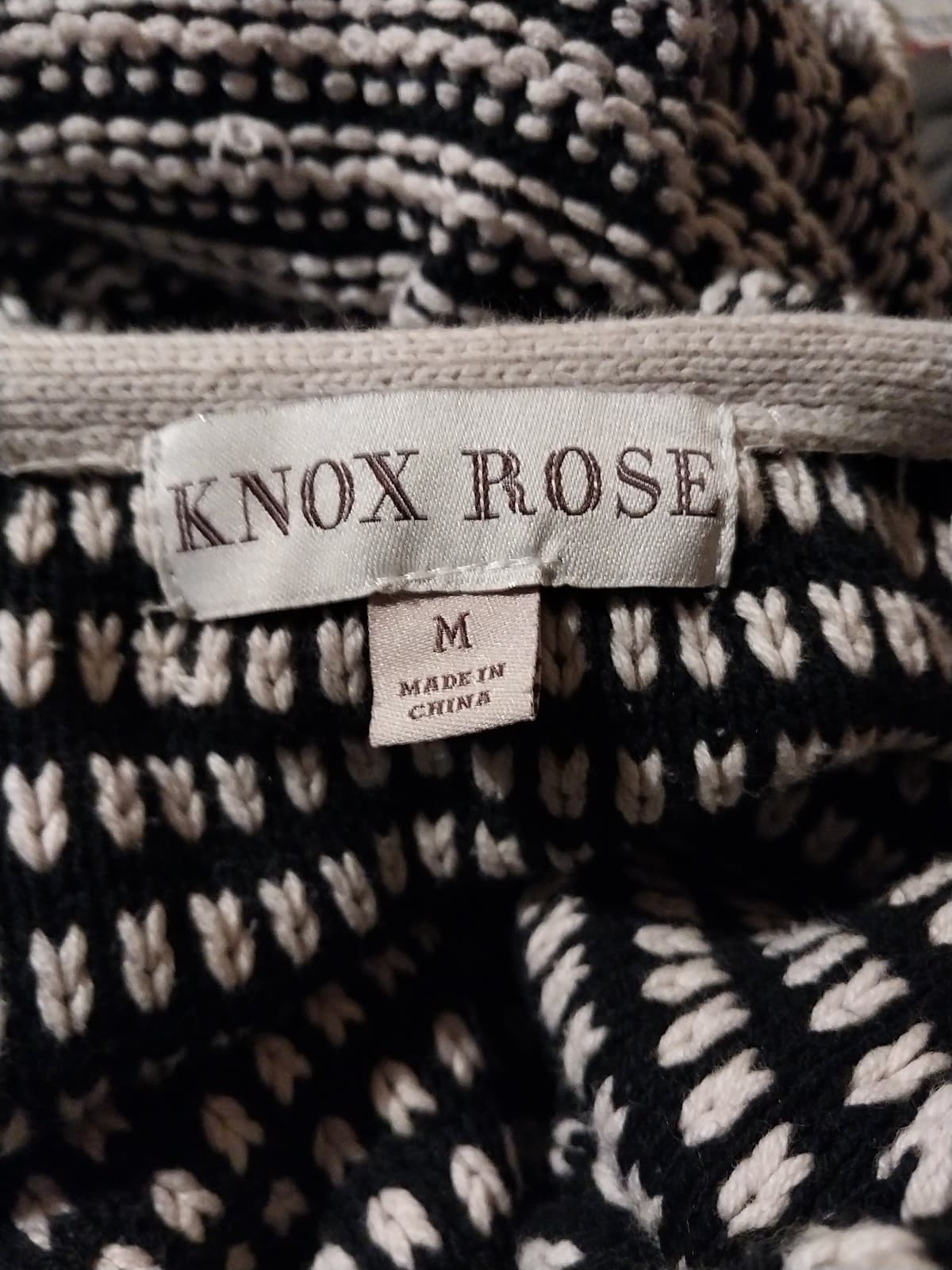 Knox Rose. Cardigan. Size Medium - Thumbnail 3