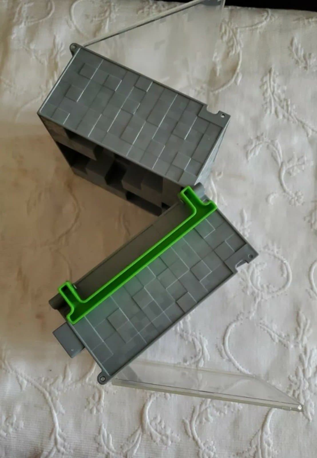 2014 Mattel Minecraft Gray Silver Mini Figures Collectors Carrying Storage Case - Thumbnail 5