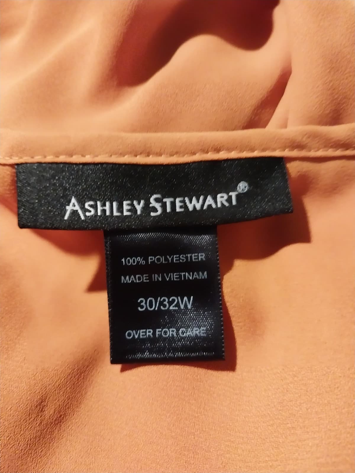 Ashley Stewart Sleeveless Top. Size 30/32W - Thumbnail 4