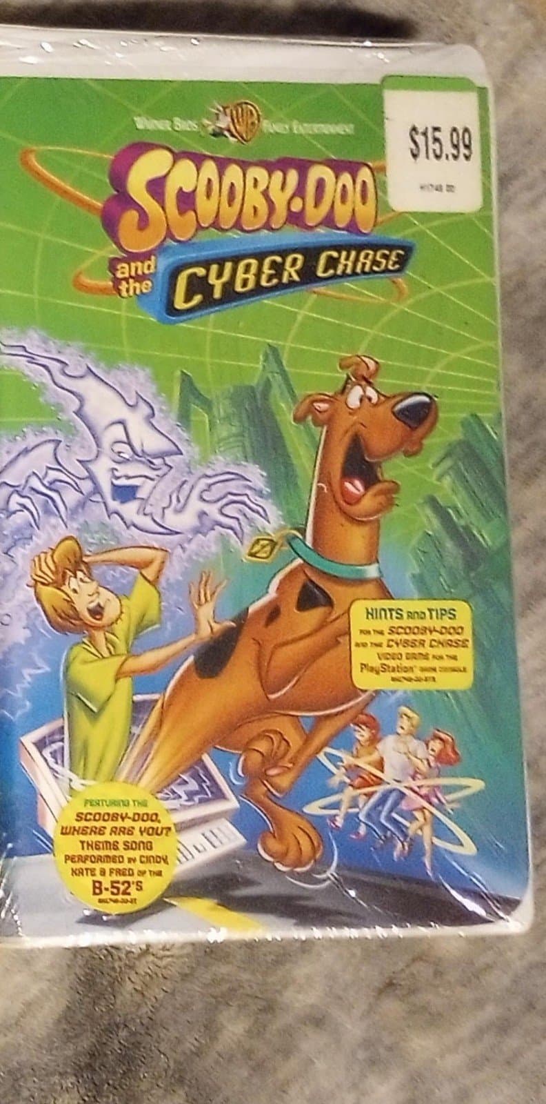 Scooby Doo. 4 VHS movies in original case - Thumbnail 4