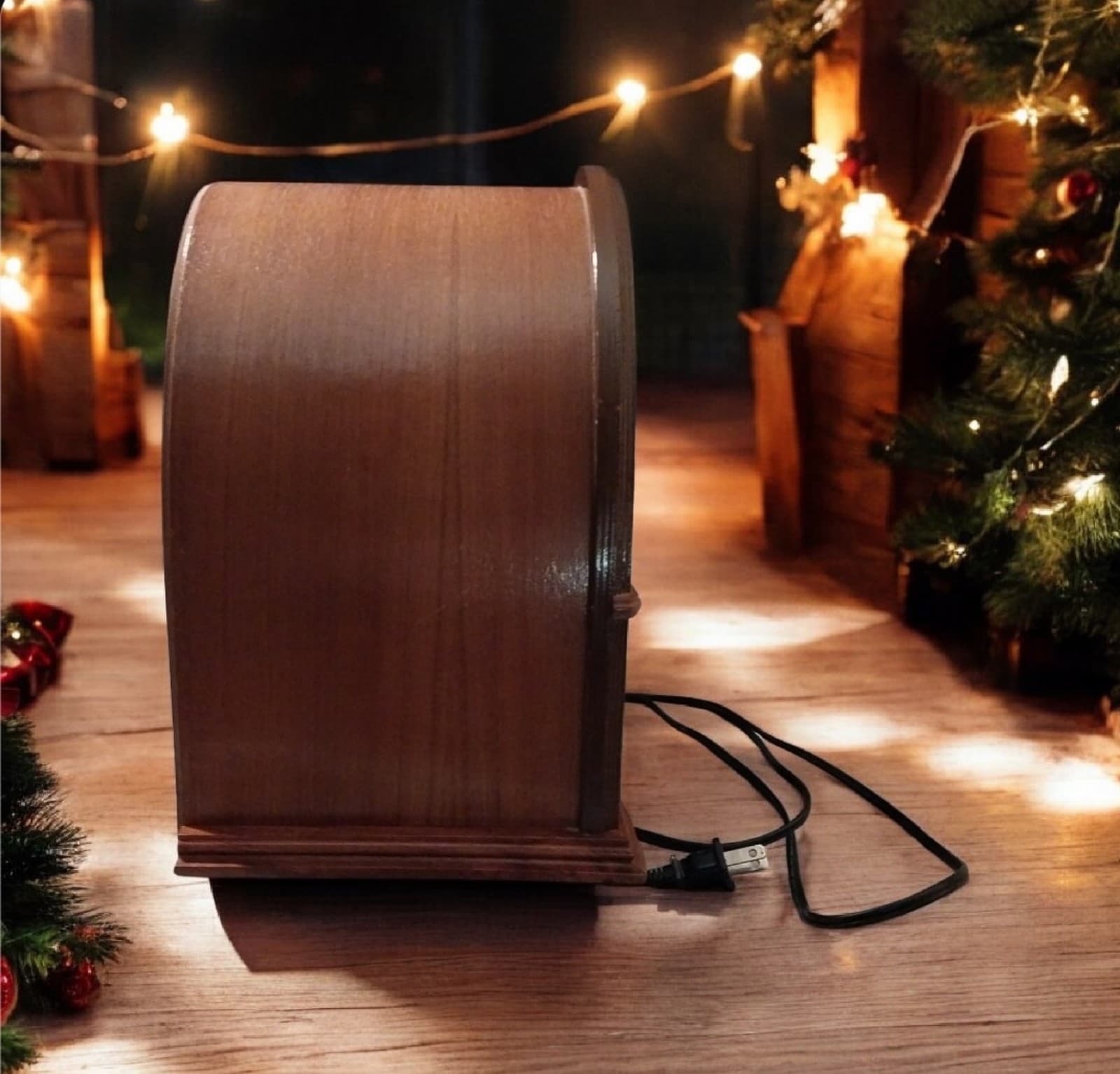 Vintage Thomas Collector's Edition Radio Model 217 Wooden Cabinet Pattern Wood - Thumbnail 2