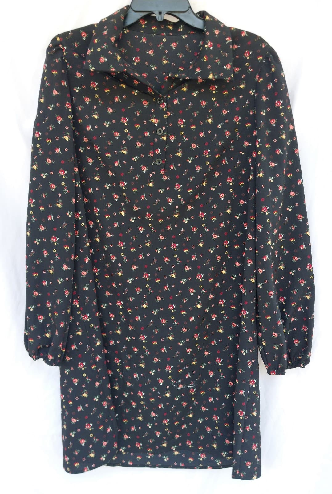 2 Women’s Dresses. Size Large - Thumbnail 2