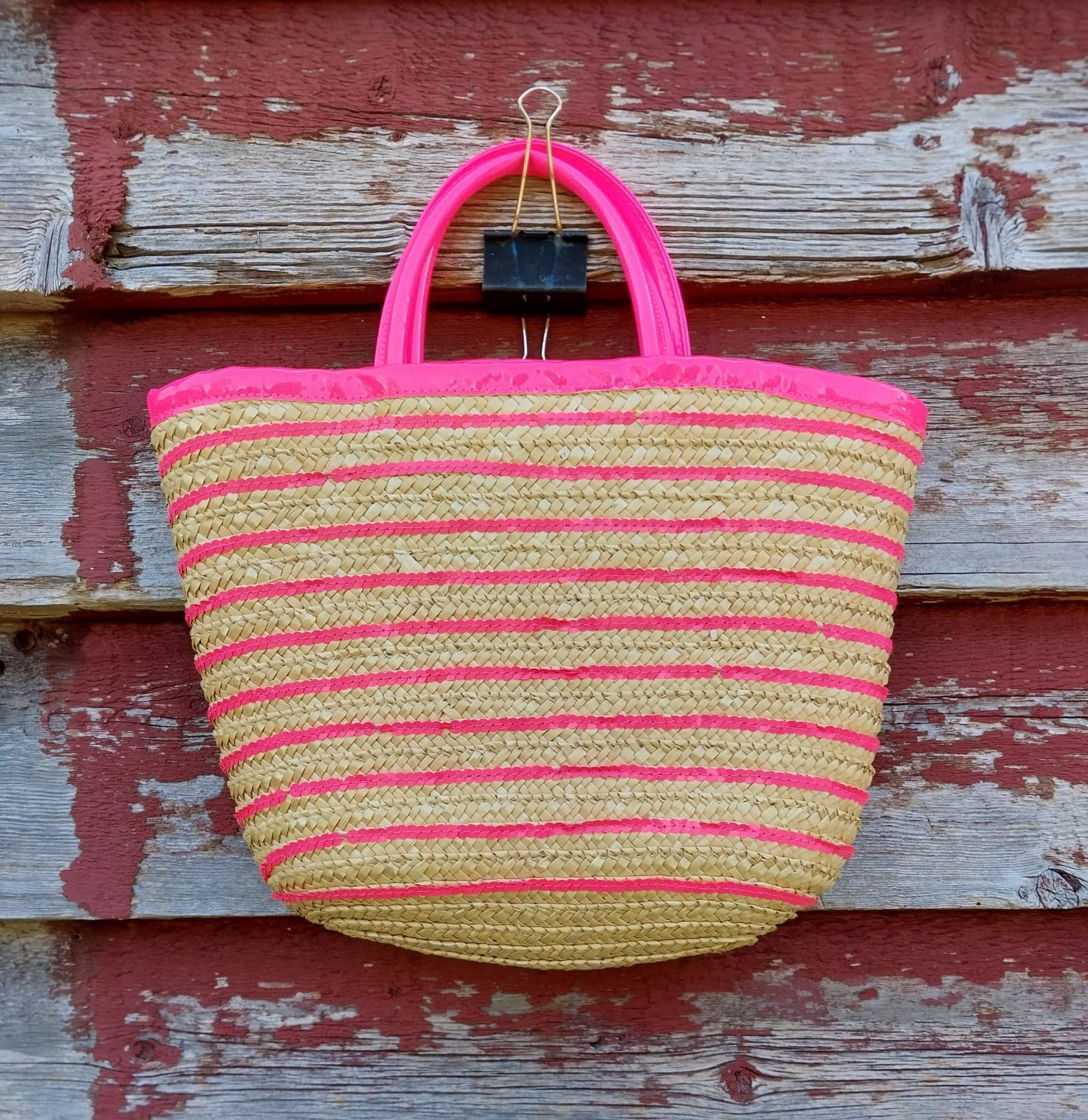 Straw Purse With Pink Sequins And Double Handle. Medium Size - Image 1