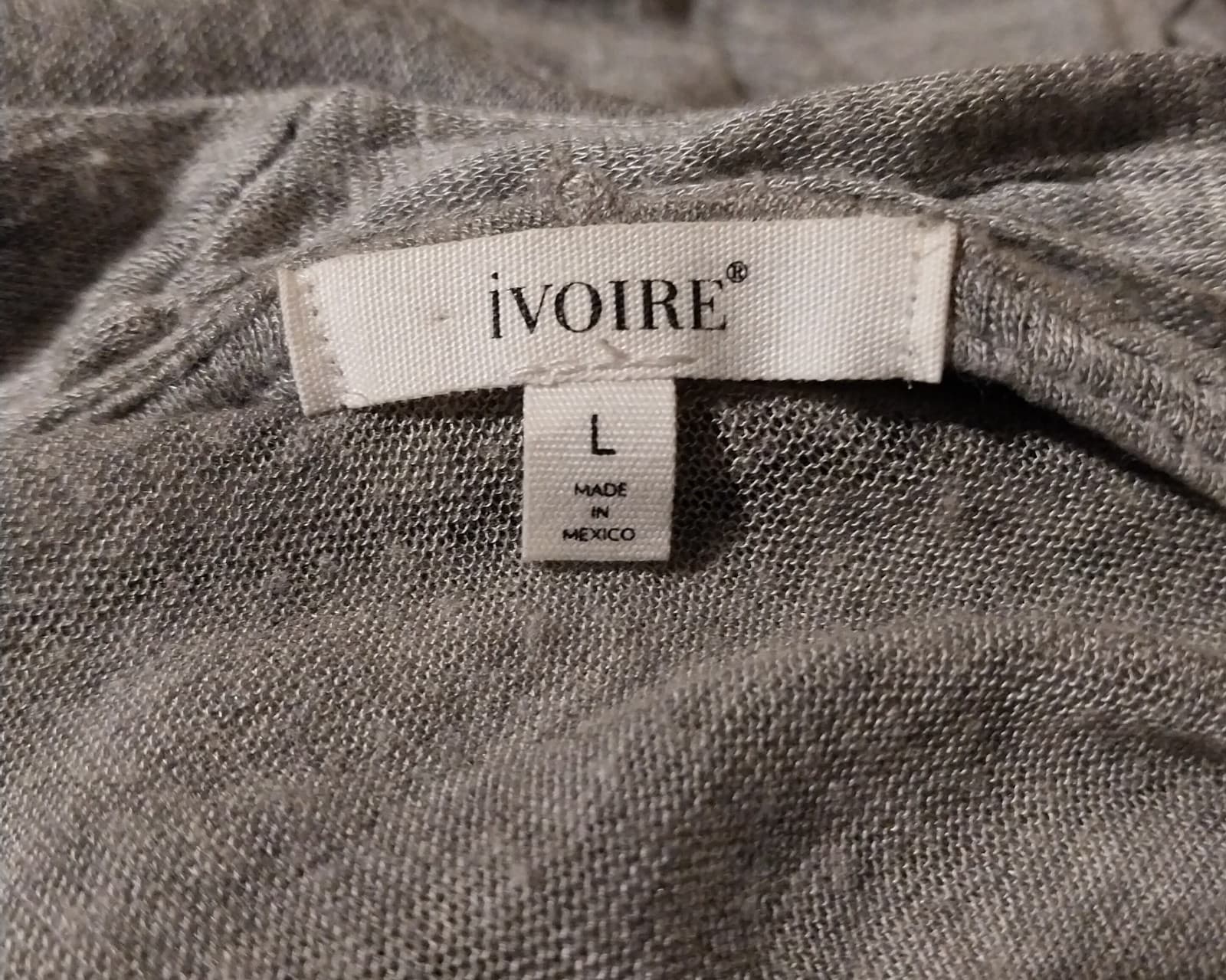 Ivoire cardigan. Color Grey. Size Large - Thumbnail 3
