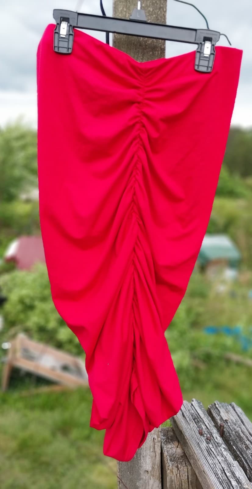 Red Ruched Tube Top. Size Large - Thumbnail 2