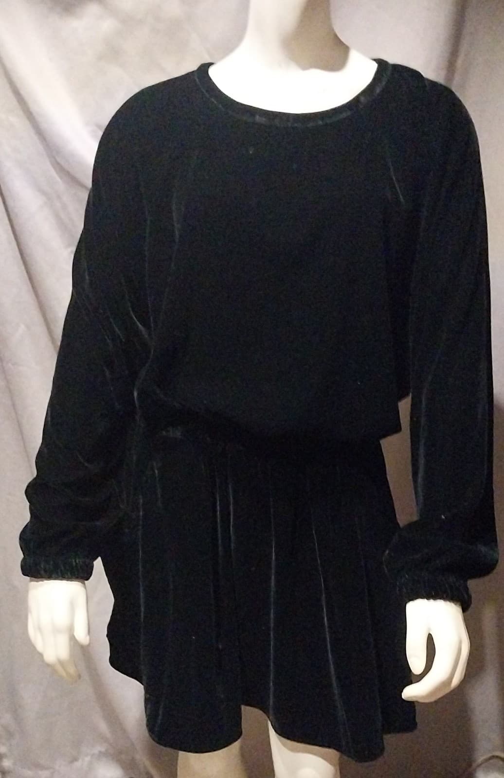 Universal Thread Women's XS Black Long Sleeve Velvet Mini A-Line Dress - Image 1