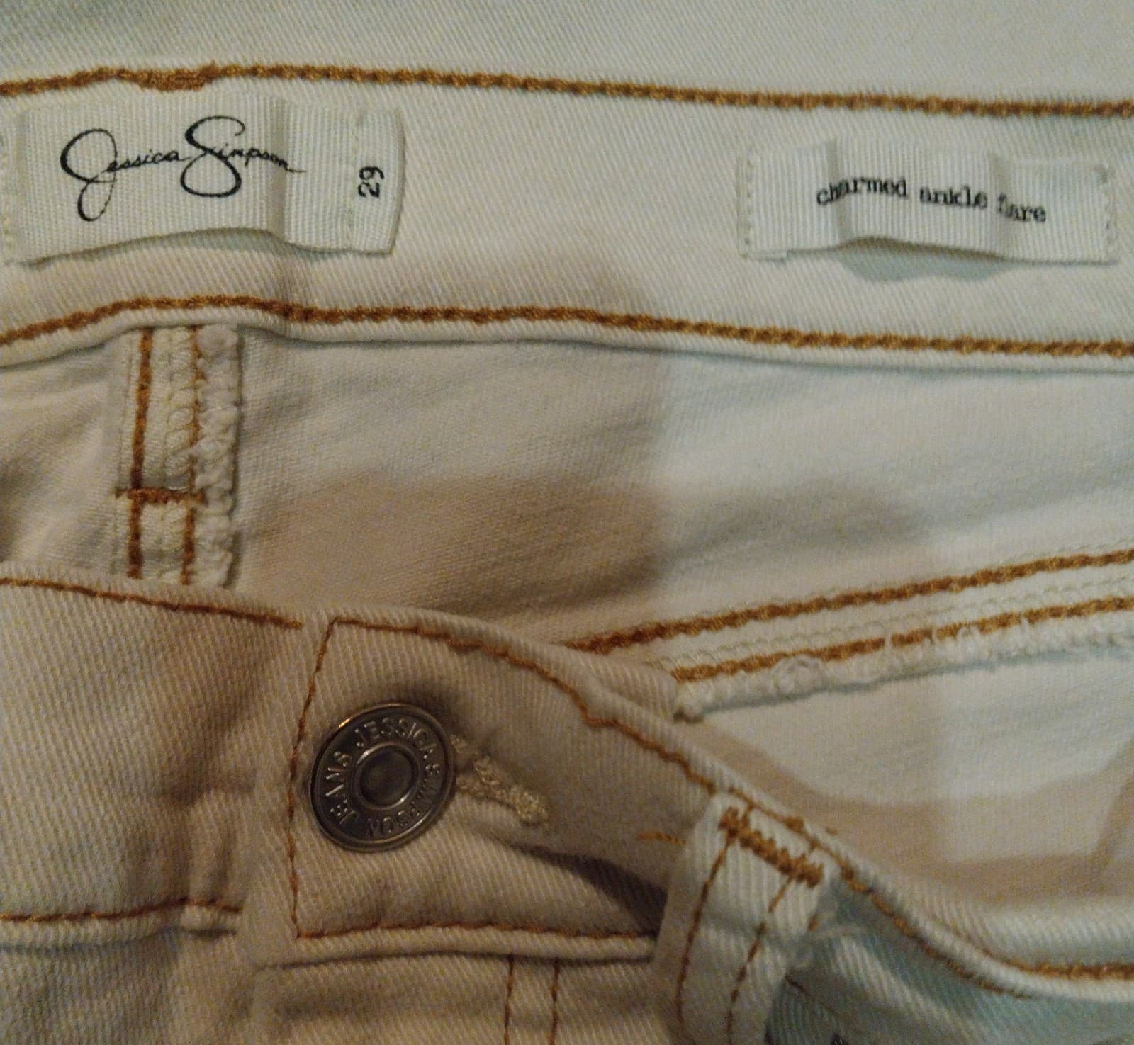 Jessica Simpson Charmed Ankle Flare Jeans. Size 29 - Thumbnail 3