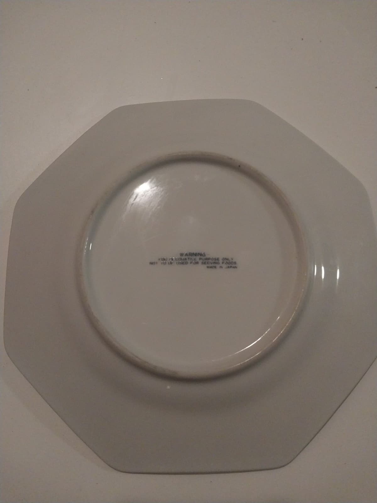 Imperial Octagonal Display Plate. 7.5" Diameter - Thumbnail 2