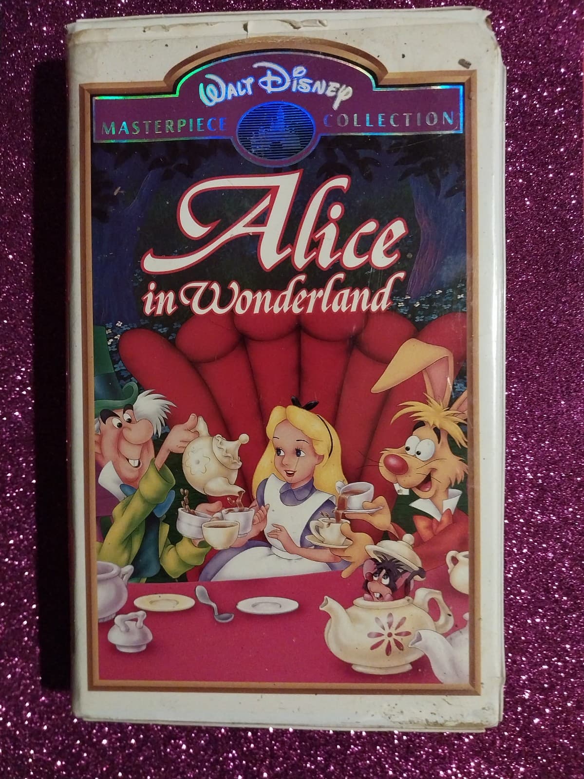 Alice in Wonderland VHS Tape 1997 Walt Disney Home Entertainment - Image 1
