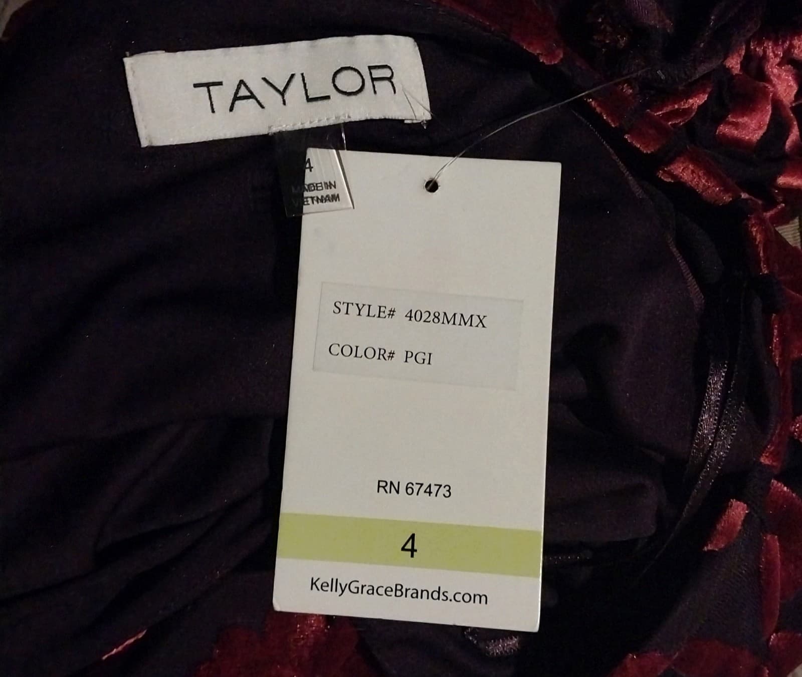 Taylor. Red & Black Dress. Size 4 - Thumbnail 4