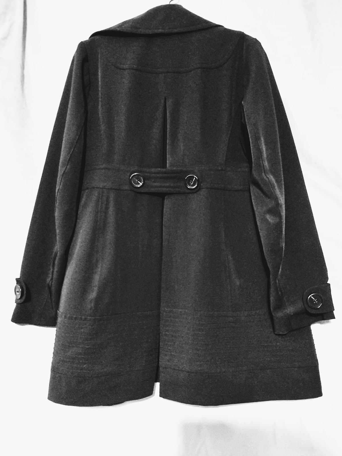 GORGEOUS JONES NEW YORK ALL WEATHER DOUBLE BREASTED SHORT TRENCH. XS - Thumbnail 5