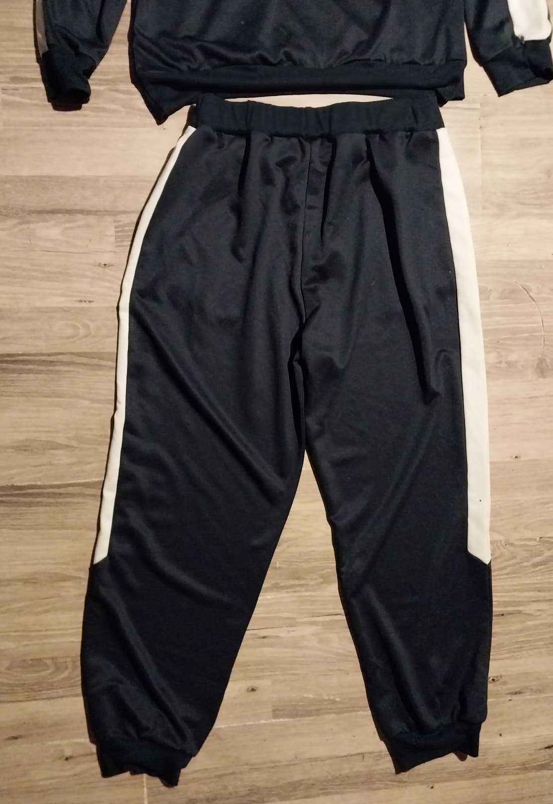 Composition 2 Piece Tracksuit. Top Is Size XL & Pants Are Size XL - Thumbnail 7