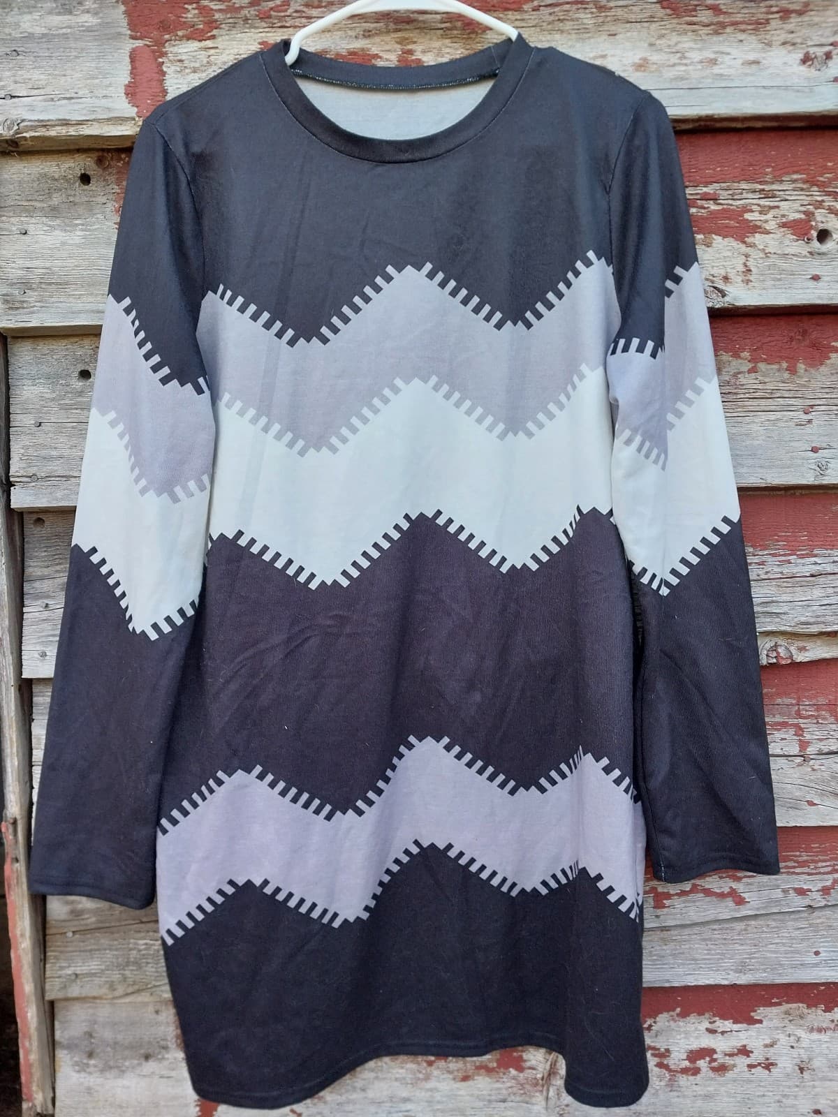Shein Long Sleeve Black, Grey & White Top. NEW, Never Worn. Size XXL - Image 1