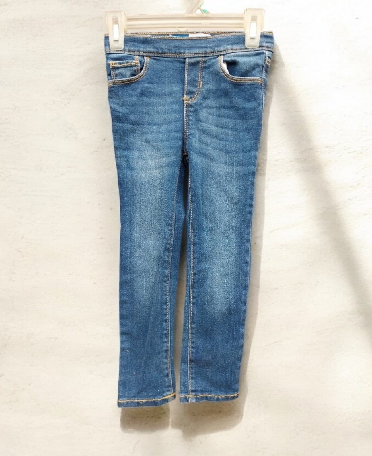 Old Navy Kids Skinny Jeans. Size 4 - Image 1