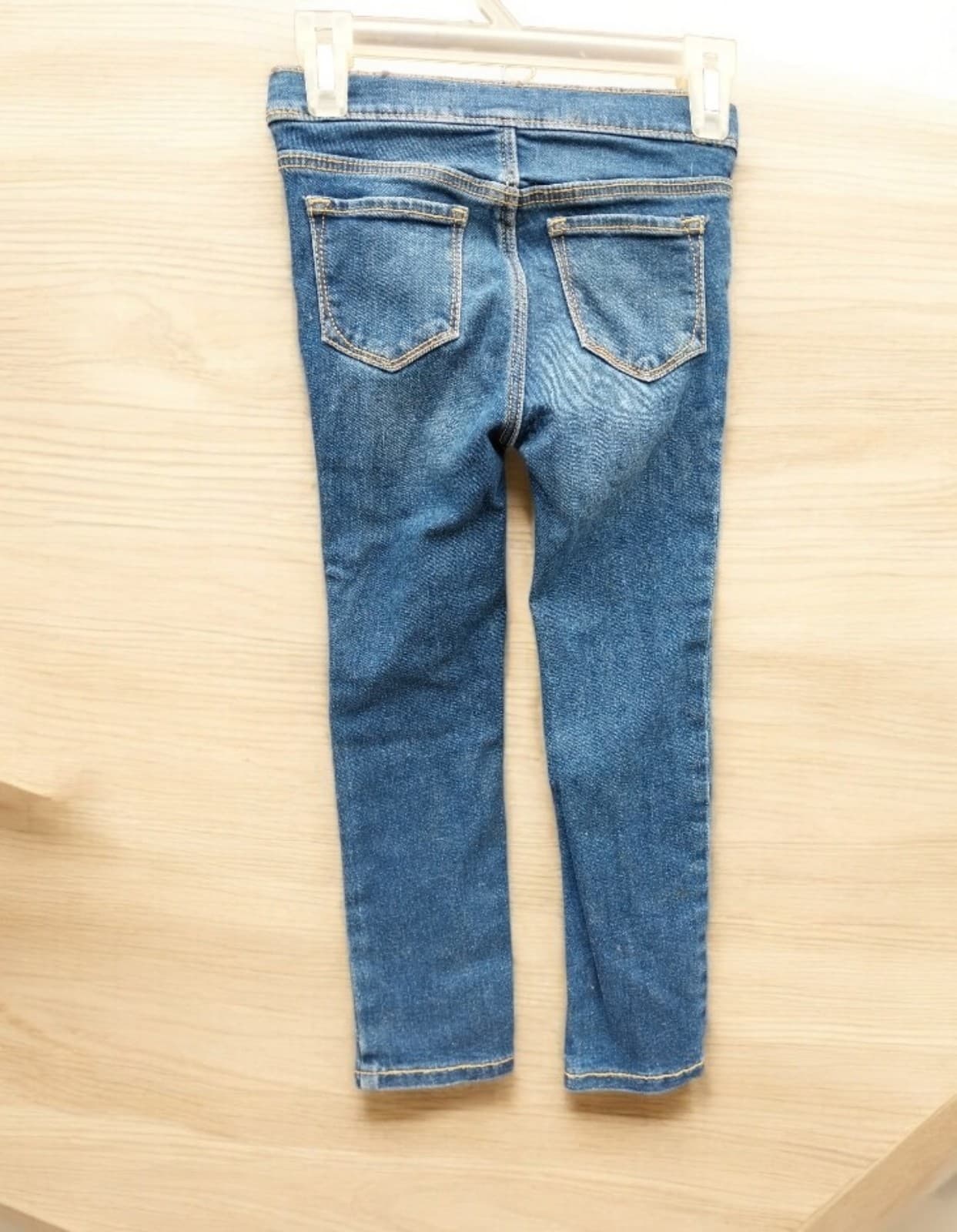 Old Navy Kids Skinny Jeans. Size 4 - Thumbnail 2