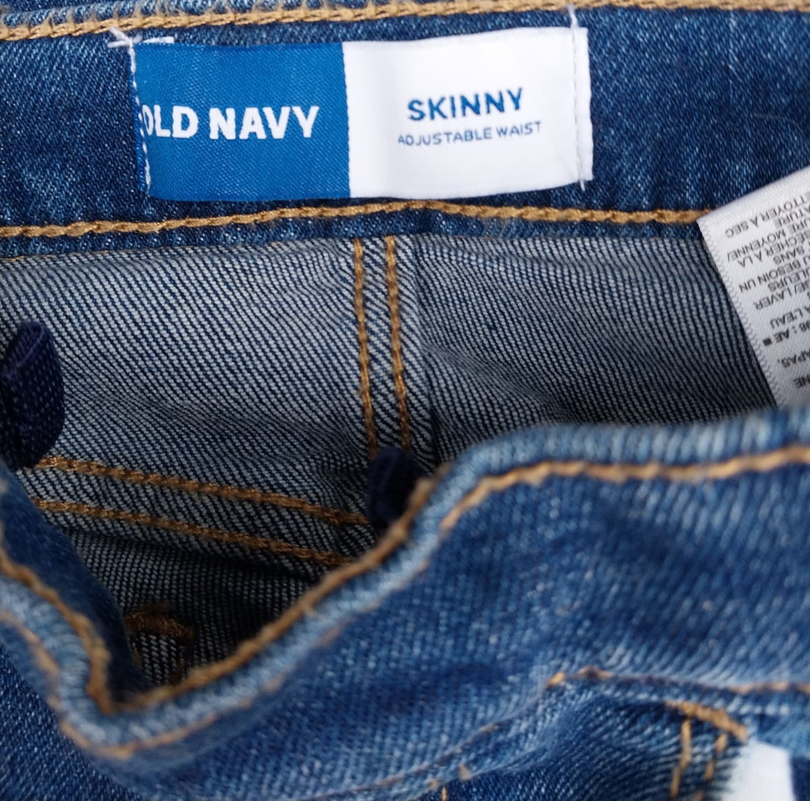 Old Navy Kids Skinny Jeans. Size 4 - Thumbnail 3