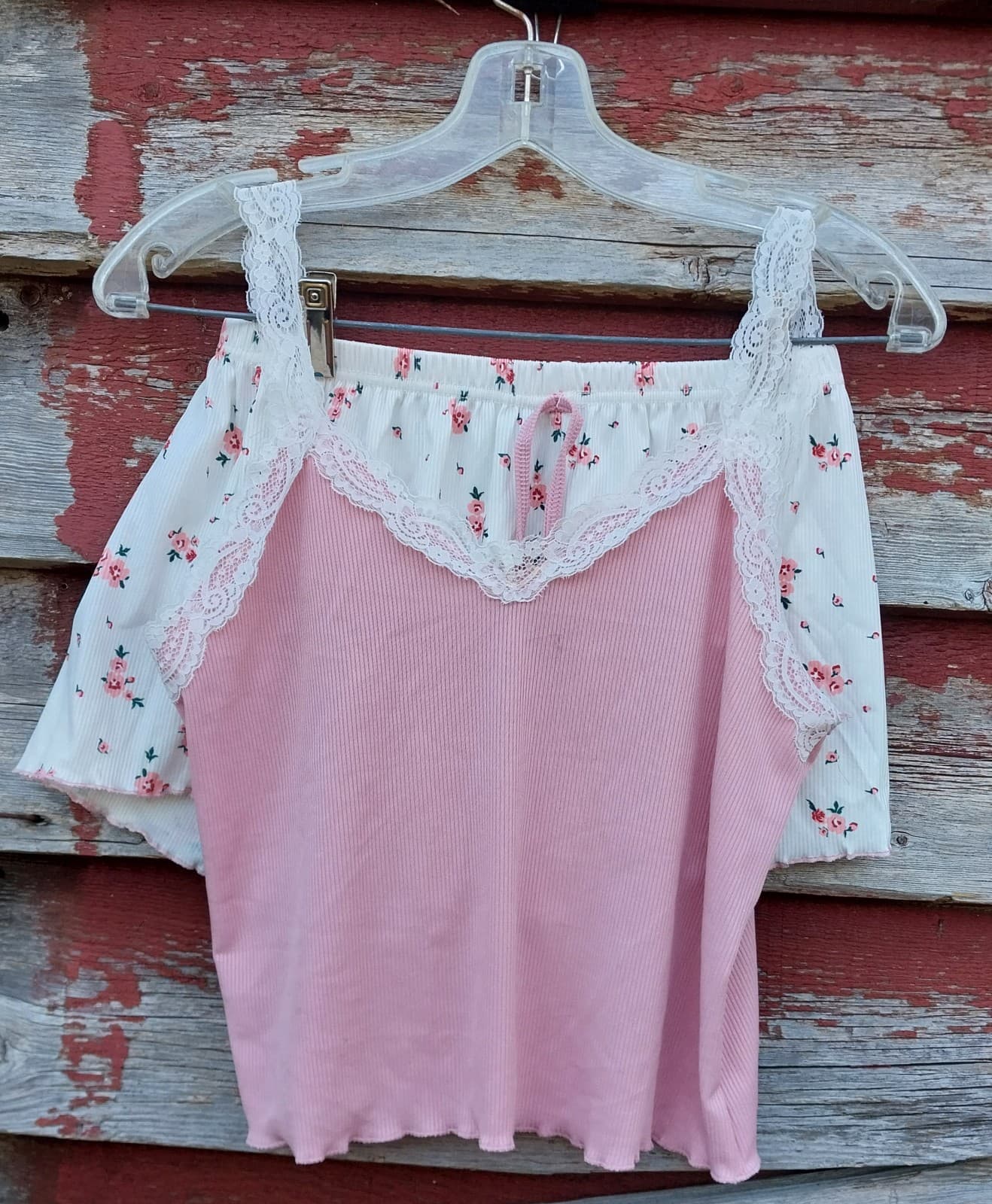 Spring pjs, comfy pjs, rose pattern, soft pjs. Size Small - Image 1