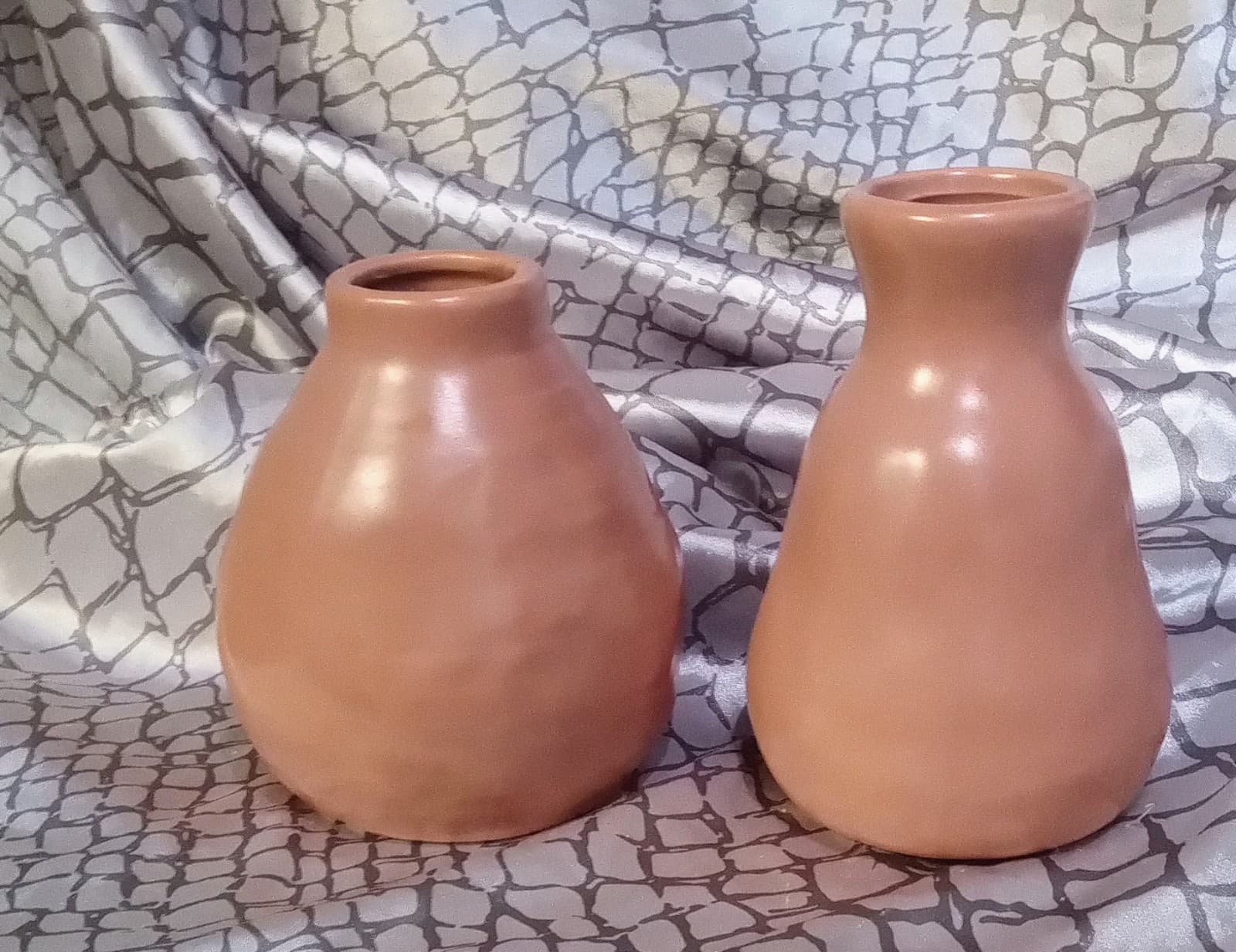 Vintage Set of 2 Shaped Terracotta Vases - Thumbnail 2