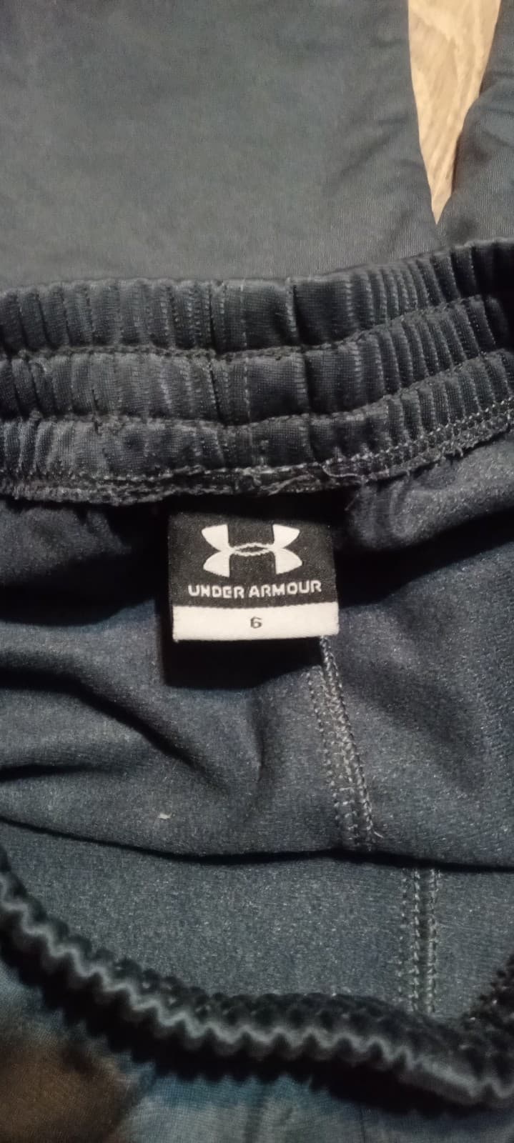 Under Armour Boy's Athletic Pants. Grey. Size 6 - Thumbnail 2