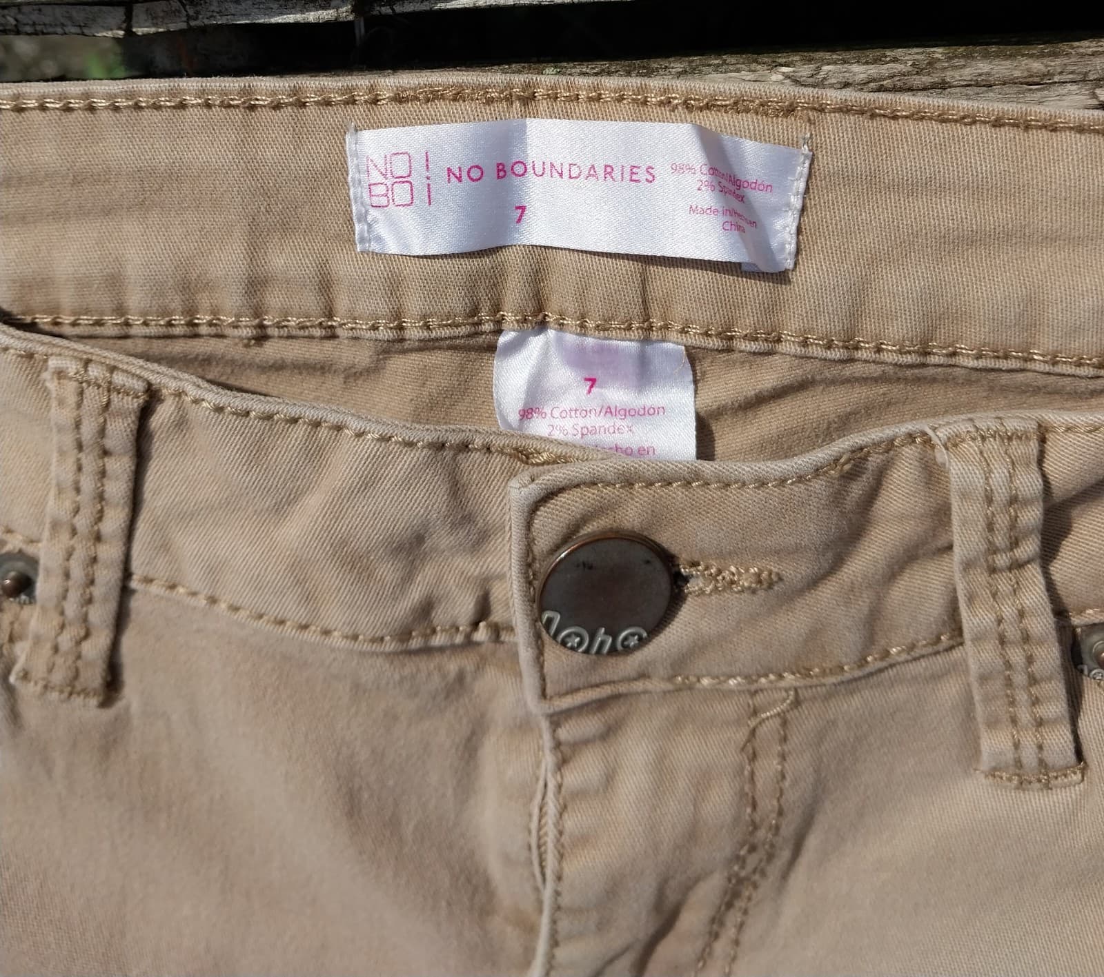 No Boundaries beige Pants. Size 7 - Thumbnail 3